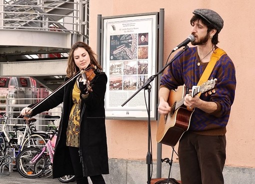 Nuovo regolamento per gli artisti di strada, arriva la petizione per salvaguardare i buskers