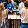 Zaini in spalla e ritorno sui banchi: parte l’anno scolastico per 85mila studenti, il nodo resta quello degli insegnanti Zaini in spalla e ritorno sui banchi: parte l’anno scolastico per 85mila studenti, il nodo resta quello degli insegnanti