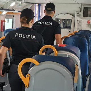 Furti tra treni e stazioni del Levante, cinque denunciati: recuperati zaini, vestiti e una borsa Furti tra treni e stazioni del Levante, cinque denunciati: recuperati zaini, vestiti e una borsa