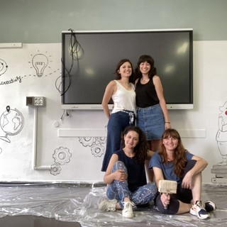 Ridipingono l'aula di informatica dandole una nuova vita: l'iniziativa di 5 insegnanti dell'IC San Gottardo