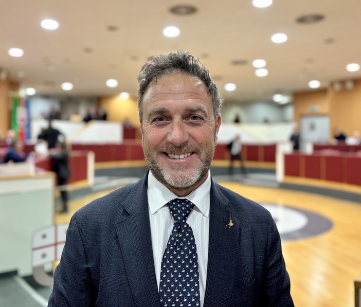 Il vice presidente Alessandro Piana all'arrivo della Milano-Sanremo con l'assessore Luca Lombardi