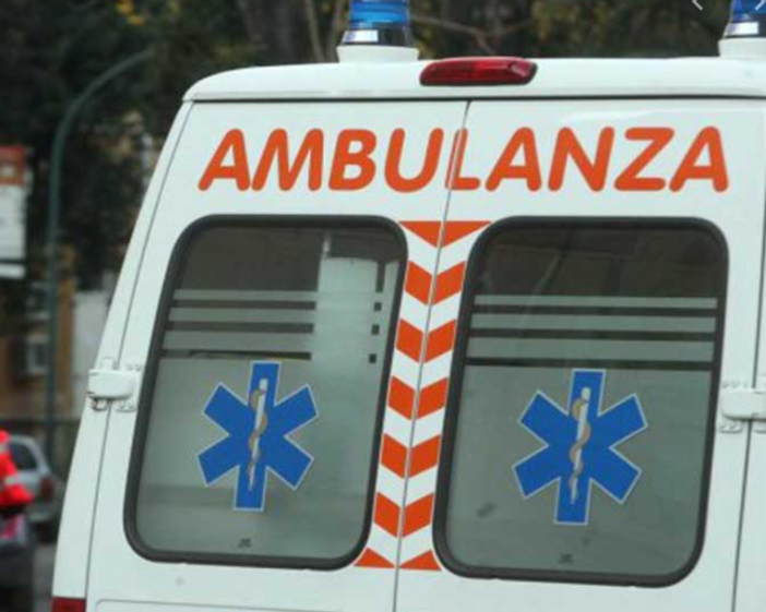 Incidente a Molassana, automobilista in codice rosso al San Martino