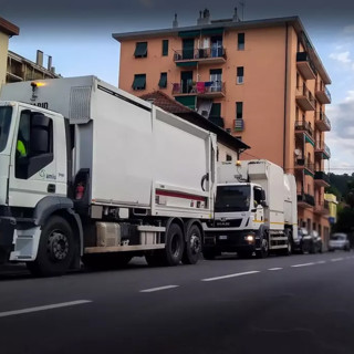 Rifiuti, AMIU chiede tempo. Pericu: “Quattro scenari sul tavolo, non solo il termovalorizzatore”