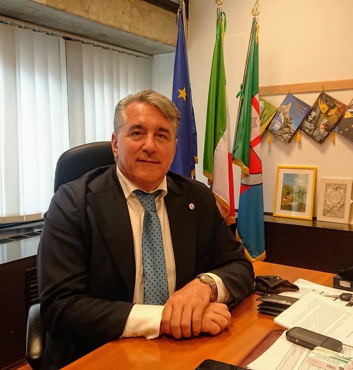 Caro carburanti, Bozzano (Cambiamo): “Vanno inseriti tra i beni di prima necessità con iva al 5%, odg approvato all'unanimità”