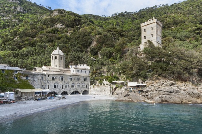 Giornata del Panorama, domenica 11 le visite all'Abbazia di San Fruttuoso a Camogli e a Villa Rezzola a Lerici Giornata del Panorama, domenica 11 le visite all'Abbazia di San Fruttuoso a Camogli e a Villa Rezzola a Lerici