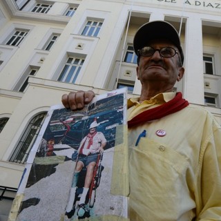 Addio ad Arnaldo Cestaro, l'uomo che fece condannare l'Italia per le torture alla scuola Diaz