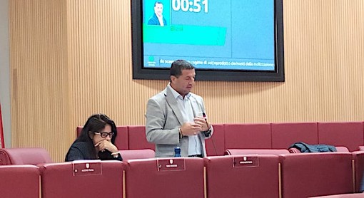 Intelligenza artificiale, approvata mozione di Biasi (Lega): "Promuovere utilizzo AI, ma non deve essere mezzo finalizzato a sostituzione del personale"