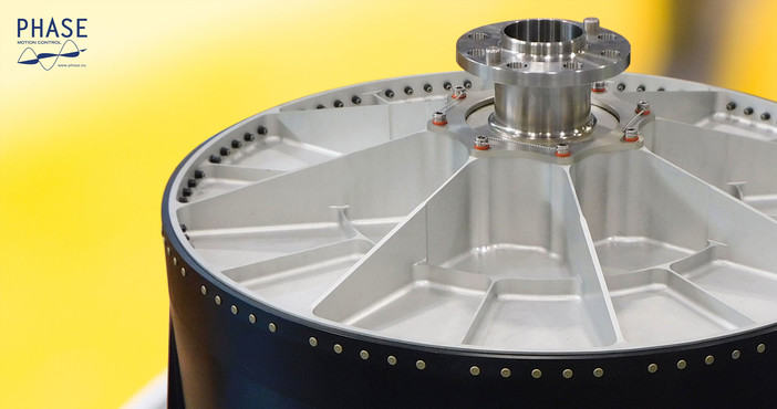 Negli spazi della Piaggio Aerospace nasce il centro dell’aeronautica a propulsione elettrica con la divisione Phase Aerospazio