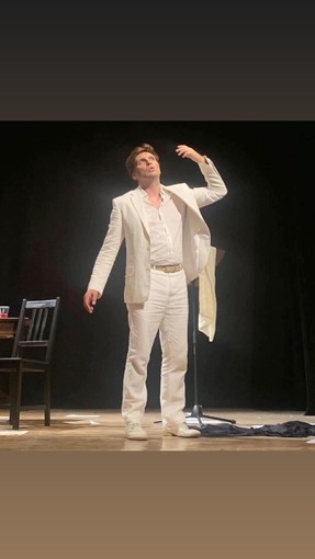 "Volando nei cieli d'Italia sulle ali dell'arte", a Castello Bruzzo arriva Vincenzo Bocciarelli "Volando nei cieli d'Italia sulle ali dell'arte", a Castello Bruzzo arriva Vincenzo Bocciarelli
