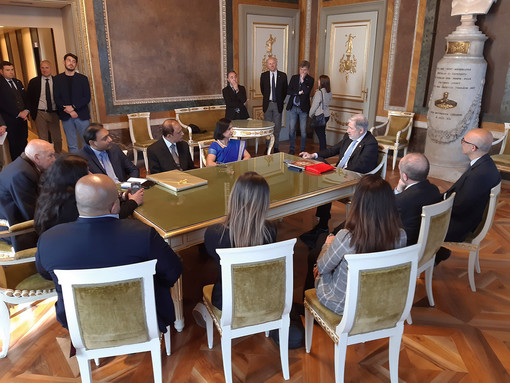 Relazioni internazionali, Bucci incontra l'ambasciatrice della Repubblica dell'India Neena Malhotra Relazioni internazionali, Bucci incontra l'ambasciatrice della Repubblica dell'India Neena Malhotra