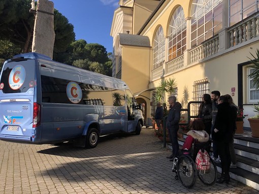 Chiavari, confermata la linea urbana gratuita C2 per il prossimo anno e nuova fermata “sociale” Chiavari, confermata la linea urbana gratuita C2 per il prossimo anno e nuova fermata “sociale”
