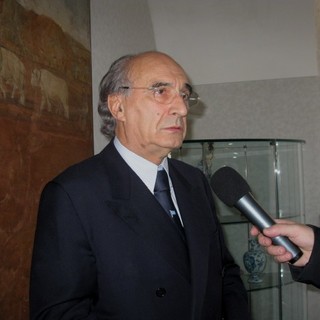 Berneschi a Telenord su Carige: “Di Maio faccia una commissione d’inchiesta, i gufi hanno nome e cognome” Berneschi a Telenord su Carige: “Di Maio faccia una commissione d’inchiesta, i gufi hanno nome e cognome”