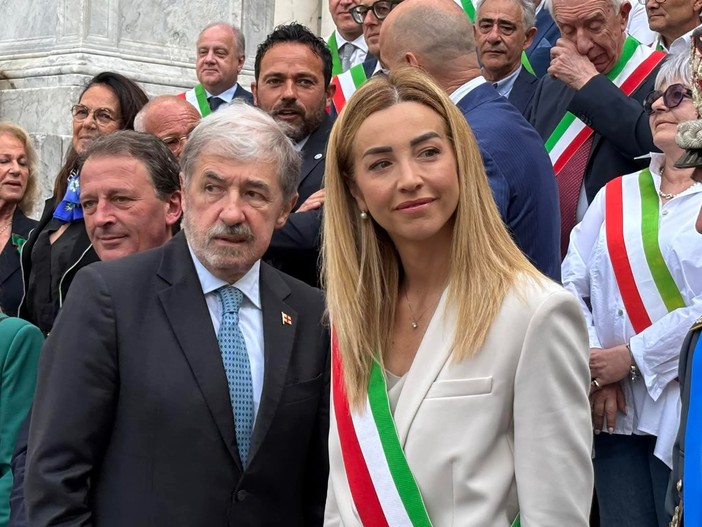 2 Giugno, Bucci e Salis in piazza Matteotti: "Giusto andare a votare per i referendum"