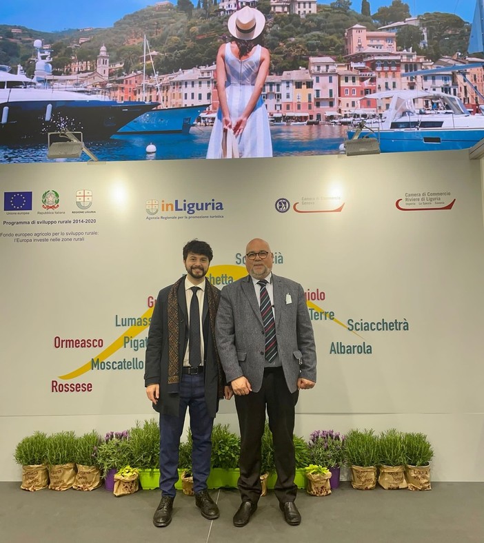 Vinitaly, Brando Benifei (Pd) ha incontrato alcuni produttori liguri: "Un'occasione di confronto importante" Vinitaly, Brando Benifei (Pd) ha incontrato alcuni produttori liguri: "Un'occasione di confronto importante"