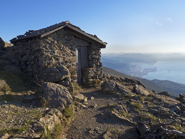 Il Parco de Beigua invita tutti a godersi il panorama dal Rifugio "Ai Belli Venti"