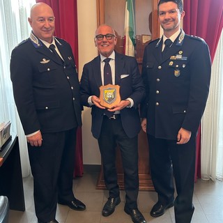 Stefano Balleari in una recente visita presso la scuola di Pol. Penitenziaria di Cairo Montenotte (SV)