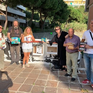 Cep, il bookcrossing arriva anche alla Biblioteca Firpo Cep, il bookcrossing arriva anche alla Biblioteca Firpo