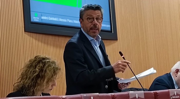 Carenza di personale sanitario, Brunetto (Lega): "Estendere la possibilità di esercitare la libera professione" Carenza di personale sanitario, Brunetto (Lega): "Estendere la possibilità di esercitare la libera professione"