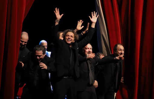 ‘Ridere d’agosto ma anche prima’: torna la rassegna estiva del Teatro Garage, tra il Porto Antico e Villa Imperiale