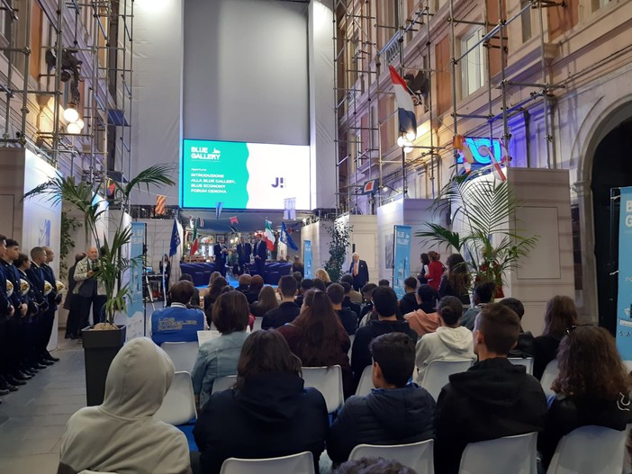 Blue Gallery, Maresca: "Ottima occasione di confronto e apertura ai giovani sulle professioni del mare"