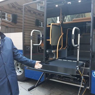 Trasporto disabili: 10 nuovi mezzi Atp per le vallate