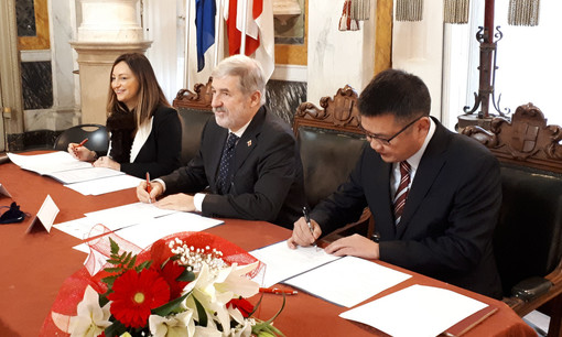 Infrastrutture: firmato protocollo d'intesa tra Genova e la Cina