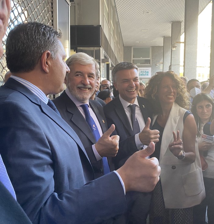 Elezioni comunali, il trionfo di Bucci al primo turno: "La prima cosa che farò? La giunta" (Video)