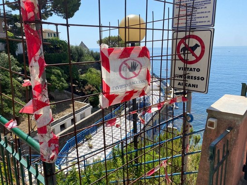 A Bogliasco gli ex Bagni Libeccio sono un monumento al degrado