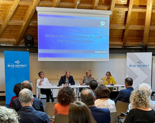Scuola delle Professioni del Mare, al via il nuovo polo formativo: presentato il progetto alle imprese Scuola delle Professioni del Mare, al via il nuovo polo formativo: presentato il progetto alle imprese