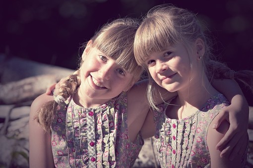 Giornata mondiale delle bambine e delle ragazze: il Comune di Genova aderisce