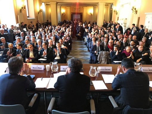 Sindaci liguri al Consiglio nazionale dell’Anci denunciano la carenza d'infrastrutture e il rischio isolamento