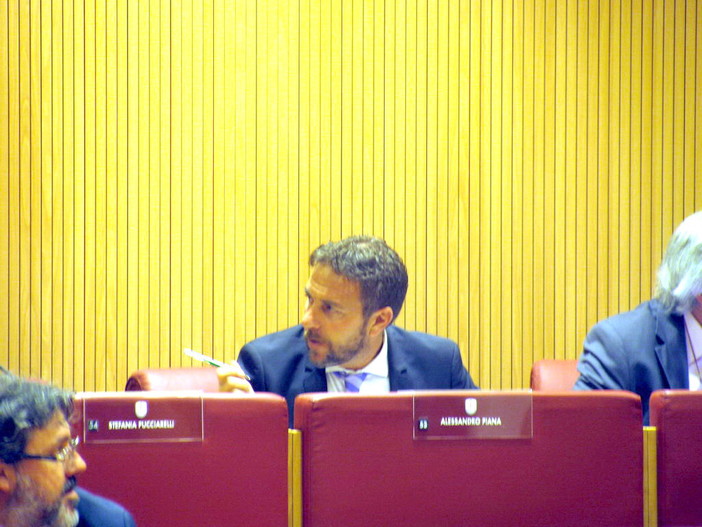 Consiglio regionale della Liguria: il cordoglio di Piana per le vittime di Genova Consiglio regionale della Liguria: il cordoglio di Piana per le vittime di Genova