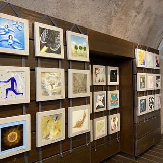 Porta Siberia ospita "La casa degli Angeli", 500 opere a tema angelico ispirate da Papa Giovanni Paolo II (Foto e Video)