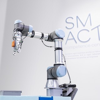 Robotica antropocentrica: Università di Bolzano, centro di competenza Smact ed Eos Solutions uniti per realizzare la Factory 5.0 a misura d'uomo