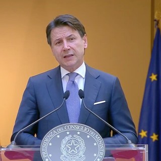 Coronavirus, parla Conte: "Misure funzionano, ci meritiamo il sorriso, ma abbandonarle sarebbe leggerezza" (VIDEO)