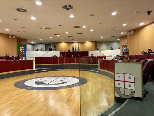 Ok del consiglio regionale al Rendiconto 2024 con un fondo cassa da trecentosettanta milioni. Opposizioni all’attacco: “Bilancio senz’anima, manca una direzione” Ok del consiglio regionale al Rendiconto 2024 con un fondo cassa da trecentosettanta milioni. Opposizioni all’attacco: “Bilancio senz’anima, manca una direzione”