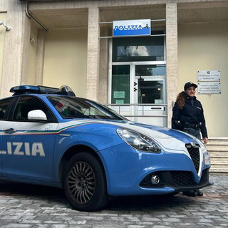 Sestri Ponente, spaccio in via Chiaravagna: in casa oltre trecento grammi di hashish. Arrestato