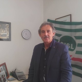 La Cisl analizza la mobilità a un mese dal crollo del ponte Morandi. Bosio lancia l'allarme. "Rischio di una Liguria divisa in due"