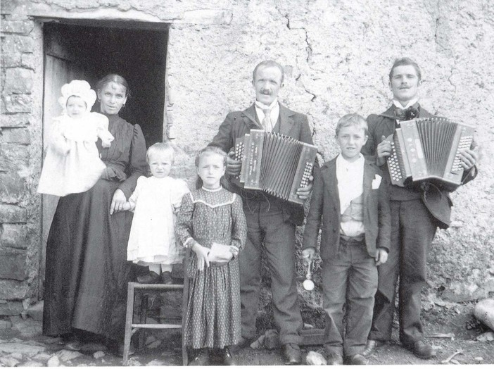 Al Festival in una notte d’estate la "Storia di un cantastorie: Cereghino detto Scialín"