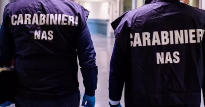 Bogliasco, festa per le nozze d'oro finisce in incubo: 23 invitati accusano malori dopo la cena Bogliasco, festa per le nozze d'oro finisce in incubo: 23 invitati accusano malori dopo la cena