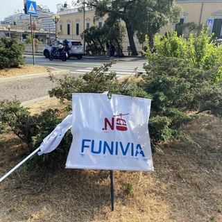 Funivia dei Forti, le accuse del Pd sull'origine dei fondi e la replica di Piciocchi (che ha sempre parlato di fondi complementari al Pnrr)