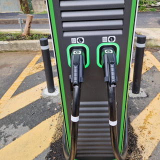 Poste Italiane porta la mobilità elettrica nei comuni liguri