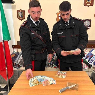 Spaccio ai giardini della Fiumara: arrestati tre giovanissimi, sequestrati droga e contanti