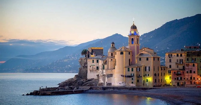 Meraviglie e leggende di Genova - Perché Camogli si chiama così? Meraviglie e leggende di Genova - Perché Camogli si chiama così?