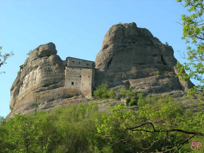 Il parco naturale regionale dell'Antola dedica un sentiero al suo primo presidente Aldo Carmine Il parco naturale regionale dell'Antola dedica un sentiero al suo primo presidente Aldo Carmine