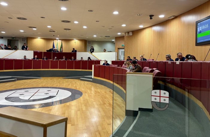 Manifestazione dell’ultra-destra e saluti romani, arriva la condanna unanime del consiglio regionale: “Regione si costituisca parte civile” Manifestazione dell’ultra-destra e saluti romani, arriva la condanna unanime del consiglio regionale: “Regione si costituisca parte civile”