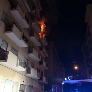 Sampierdarena: incendio in appartamento, stabile evacuato nella notte