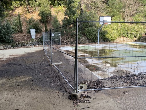 Pegli, il campo da street basket in Villa Doria sarà demolito