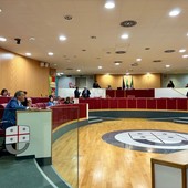 Opposizioni all’attacco sul trasporto pubblico regionale tra potenziamento della ferrovia e contratto con Trenitalia Opposizioni all’attacco sul trasporto pubblico regionale tra potenziamento della ferrovia e contratto con Trenitalia