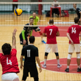 Volley: tutto pronto per la quinta edizione al PalaCus del Trofeo Gian Luigi Corti Volley: tutto pronto per la quinta edizione al PalaCus del Trofeo Gian Luigi Corti